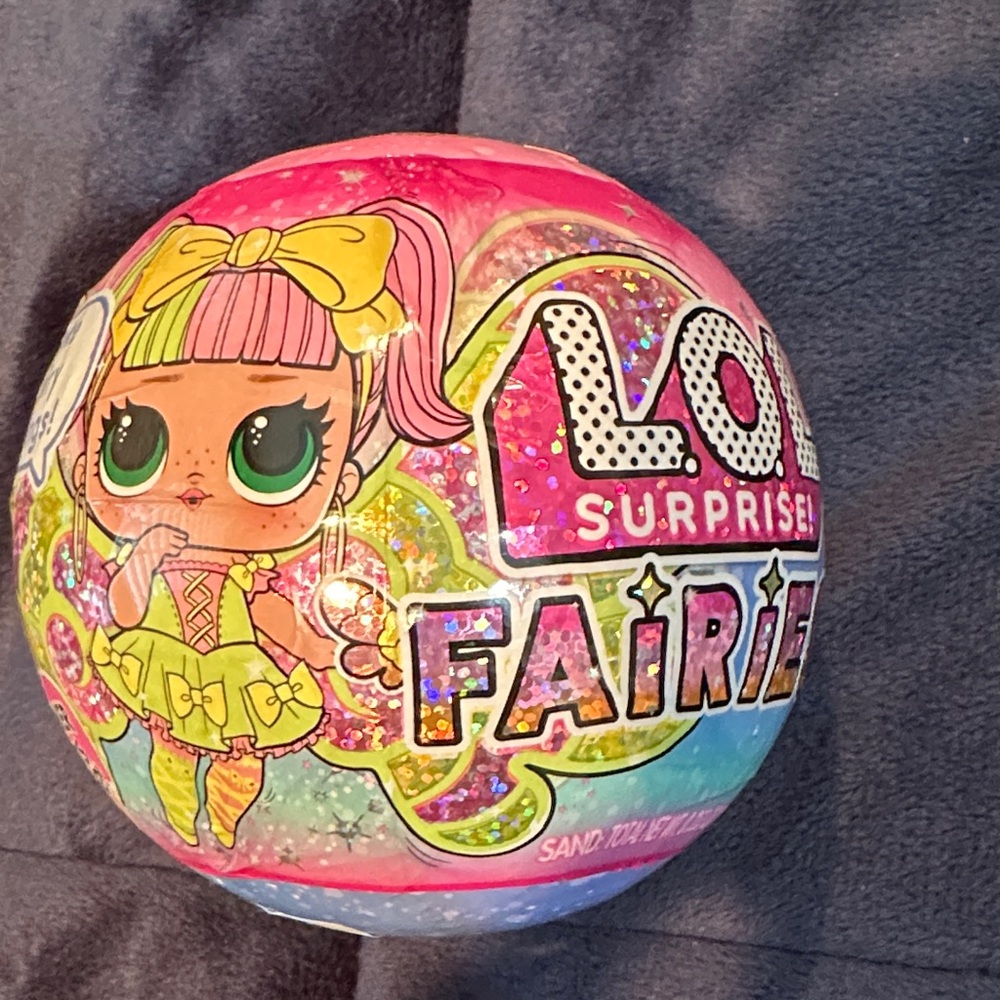 L.O.L. Surprise! Pink & Rainbow Fairies Glitter Ball